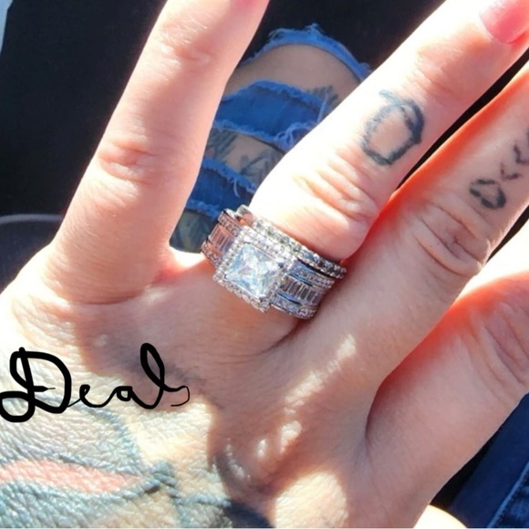 SILVER DIAMOND BRIADAL RING - Picture 2 of 11